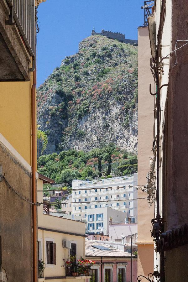 Villa Valverde Apartments E B&B Taormina Exterior foto