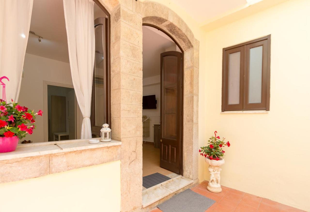 Villa Valverde Apartments E B&B Taormina Exterior foto