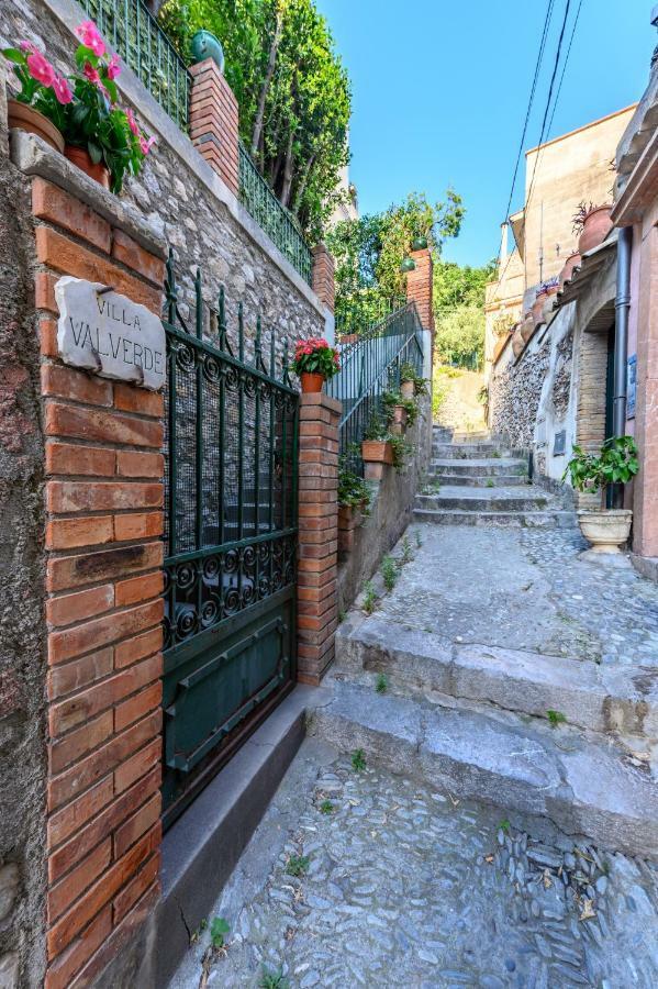 Villa Valverde Apartments E B&B Taormina Exterior foto